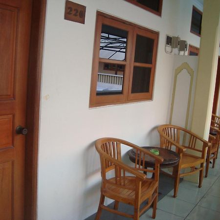 Rosani Hotel Kuta Lombok Buitenkant foto
