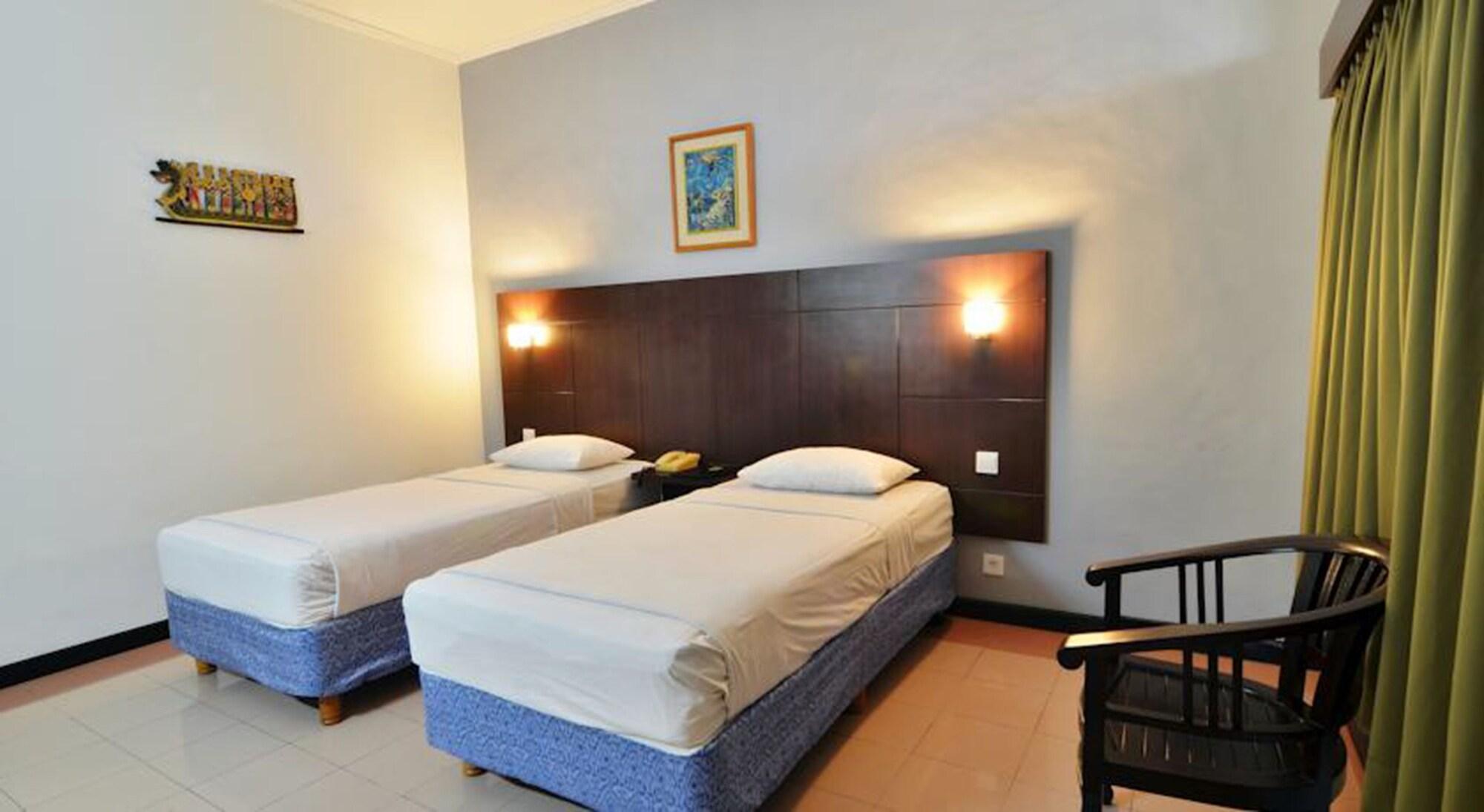 Rosani Hotel Kuta Lombok Buitenkant foto