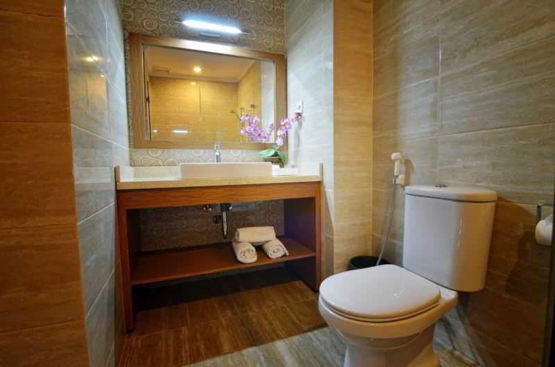 Rosani Hotel Kuta Lombok Buitenkant foto