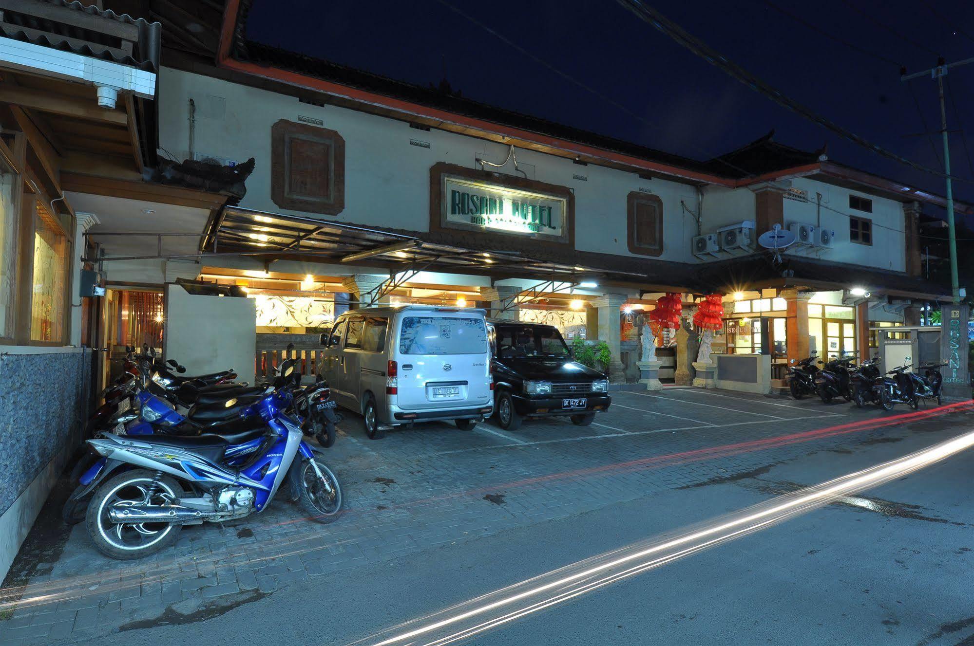 Rosani Hotel Kuta Lombok Buitenkant foto