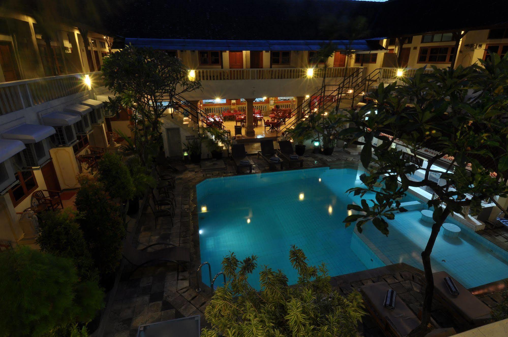 Rosani Hotel Kuta Lombok Buitenkant foto