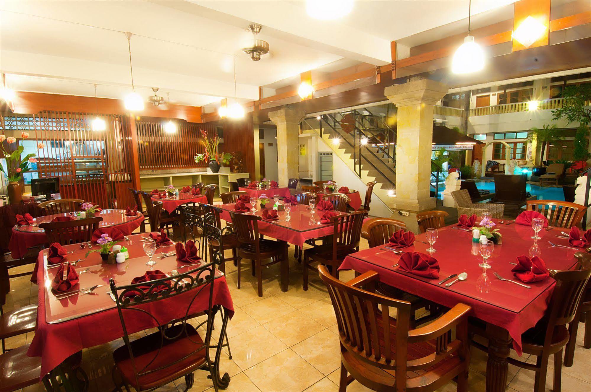 Rosani Hotel Kuta Lombok Buitenkant foto