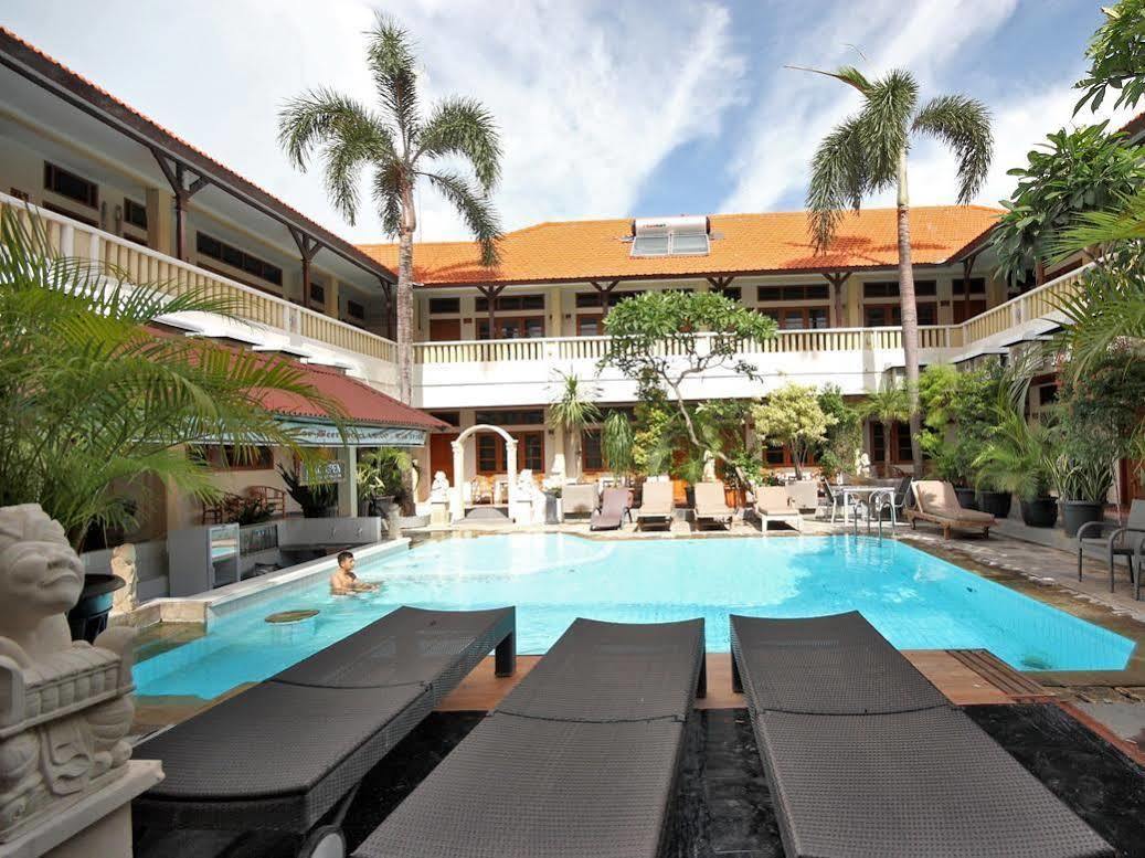 Rosani Hotel Kuta Lombok Buitenkant foto