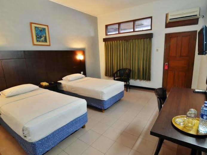 Rosani Hotel Kuta Lombok Buitenkant foto